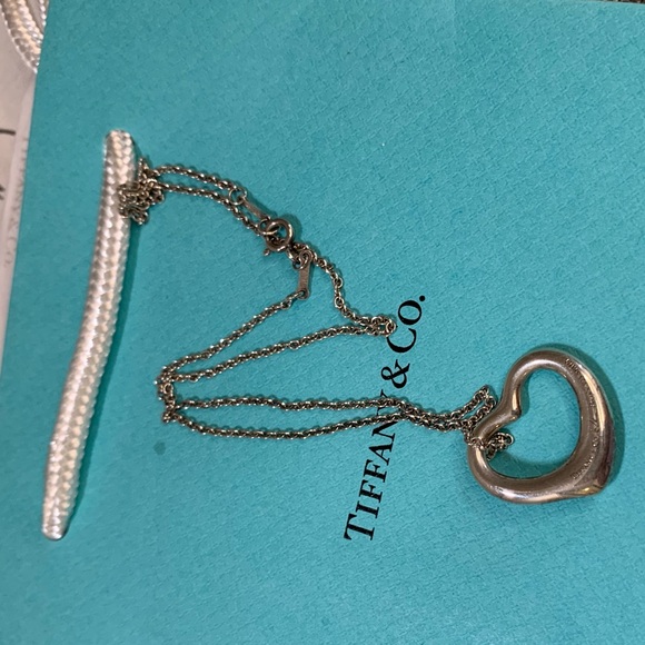 Tiffany & Co. Elsa Peretti Open Heart Necklace💟 - Picture 4 of 16